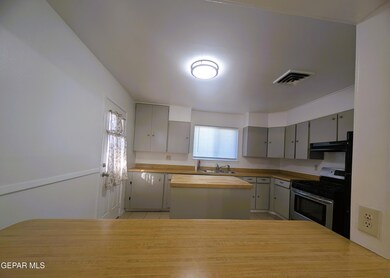 5804 Pickerel Dr, El Paso, TX 79924 - photo 5