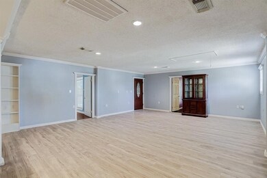 4018 Darwin St, Houston, TX 77093 - photo 5