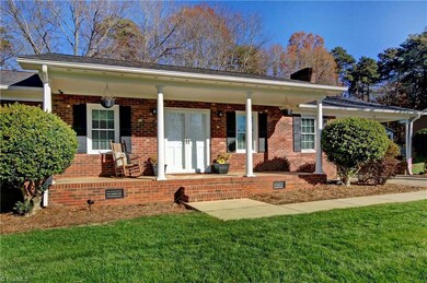 155 Polly Dr, Statesville, NC 28625 - photo 2