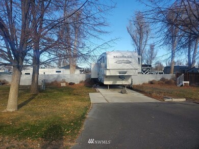 7037 Highway 262 E unit 47-48, Othello, WA 99344 - photo 2