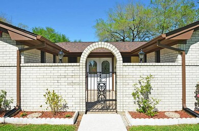 1733 County Road 928, Alvin, TX 77511 - photo 4