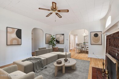 Livingroom fiverr