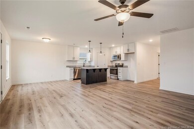 865 Wolf Run Park Blvd, Jeffersonville, IN 47130 - photo 6