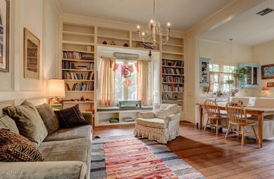 425 W St John-11