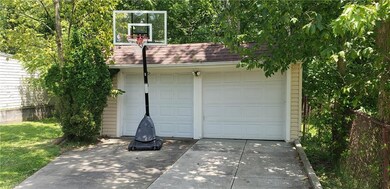 5343 Clement Ave, Maple Heights, OH 44137 - photo 4