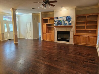 205 Aqua Vista Dr, Granbury, TX 76049 - photo 6