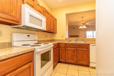 419 E C St unit 119, Jenks, OK 74037 - photo 7