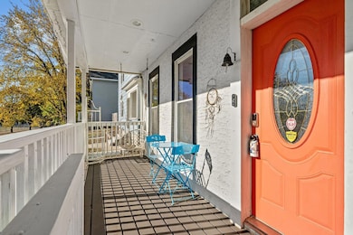 27 Magnolia Ave E, Saint Paul, MN 55117 - photo 2