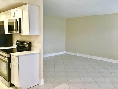 3032 Exeter B unit 3032, Boca Raton, FL 33434 - photo 6
