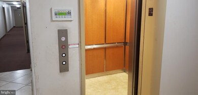 1001 Chillum Rd unit 419, Hyattsville, MD 20782 - photo 3