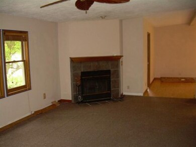 8454 N 125 E, La Porte, IN 46350 - photo 4