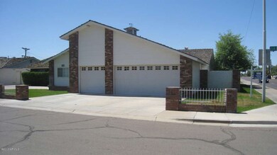 FRONT OF THE HOME2