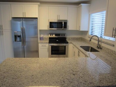 4407 Woodstock Dr unit B, West Palm Beach, FL 33409 - photo 4
