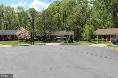 4418 Westfield Dr, Fairfax, VA 22032 - photo 2