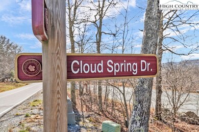 208 Cloud Spring Dr, Sugar Mountain, NC 28604 - photo 7