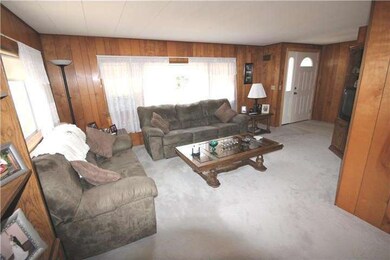 1692 County Line Rd, Bechtelsville, PA 19505 - photo 5