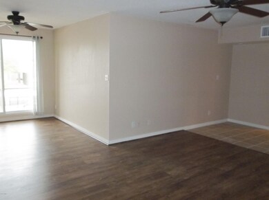 DEN & DINING AREA