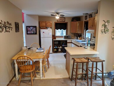 161 Hyland Dr, East Stroudsburg, PA 18301 - photo 5