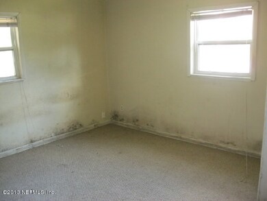 1416 Eola Ct, Jacksonville, FL 32205 - photo 6