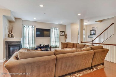 605 April Way Middletown NJ-small-011-7-