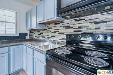 206 E Reagan Ave, Copperas Cove, TX 76522 - photo 7