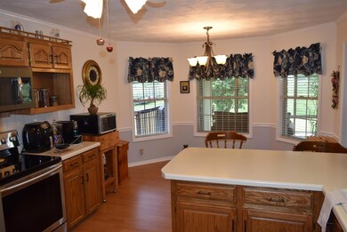 Natural lighting coming in from the bay windows