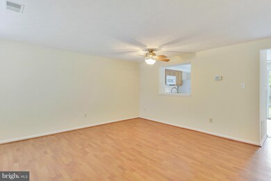 13930 Winding Ridge Ln, Centreville, VA 20121 - photo 4