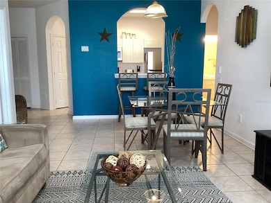 Living/Dining Room