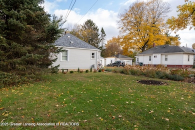 1620 Comfort St, Lansing, MI 48915 - photo 4