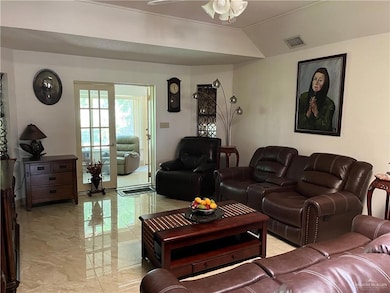 815 Nada Dr, Alamo, TX 78516 - photo 4