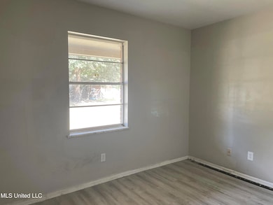 15905 Waycross Dr, Biloxi, MS 39532 - photo 5