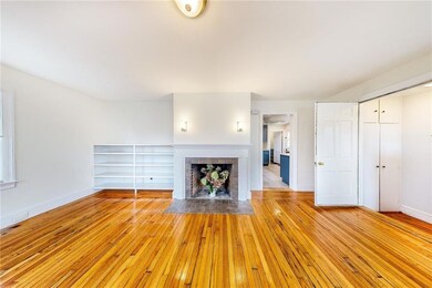 11 Buckthorne Ave, Riverside, RI 02915 - photo 6