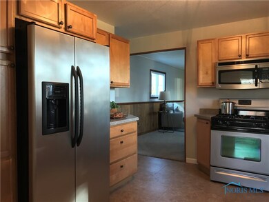 4658 Edgemont Rd, Toledo, OH 43611 - photo 6