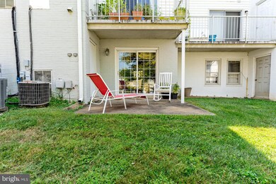 94 Leeds Ct unit A, Warrenton, VA 20186 - photo 3