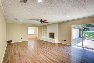 1203 Crowley Rd, Arlington, TX 76012 - photo 7