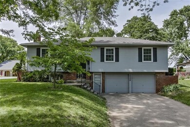 11304 W 51st Terrace, Shawnee, KS 66203 - photo 4