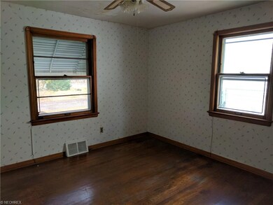 13116 Crennell Ave, Cleveland, OH 44105 - photo 7