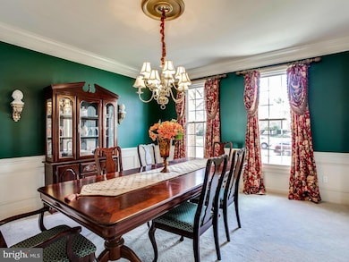 8511 Oak Pointe Way, Fairfax Station, VA 22039 - photo 5