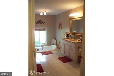 109 Love Point Ave, Stevensville, MD 21666 - photo 4