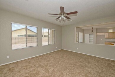 004_Bright and Open Floorplan