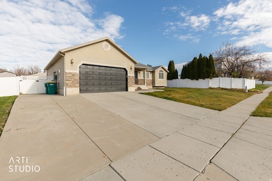 197 E 2225 S, Clearfield, UT 84015 - photo 2