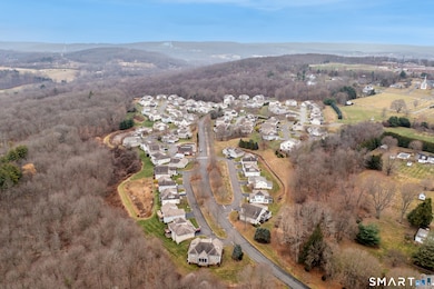 9 Pear Orchard Rd, Portland, CT 06480 - photo 2