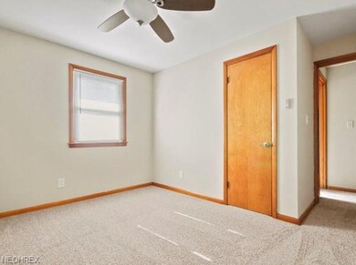 483 W Omar St, Struthers, OH 44471 - photo 7