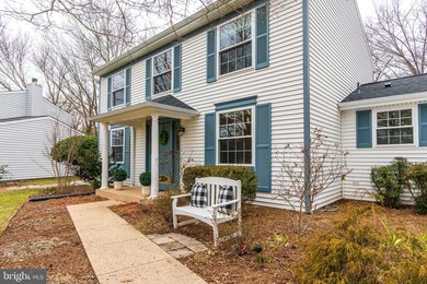 3012 Gatepost Ln, Herndon, VA 20171 - photo 3