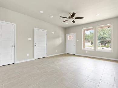 415 Elmo St, Cleburne, TX 76031 - photo 7