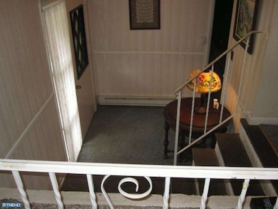 911 Louise Ln, West Chester, PA 19382 - photo 7