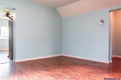 24 S 3rd St, Independence, OR 97351 - photo 3