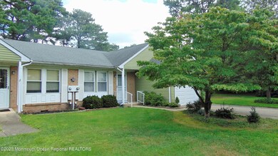 29B Stonybrook Rd unit 62, Whiting, NJ 08759 - photo 2