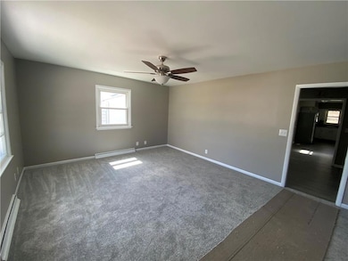 605 E 13th St N, Newton, IA 50208 - photo 4