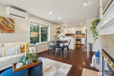 6562 5th Ave NE unit C, Seattle, WA 98115 - photo 6